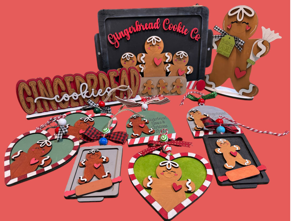 Gingerbread Ornaments & Décor