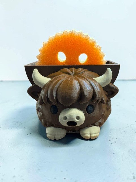 Highland Cow Scrub Daddy Holder